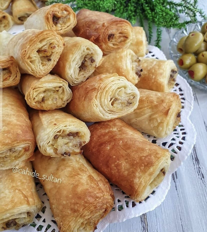 EL AÇMASI TADINDA ÇITIR BÖREK