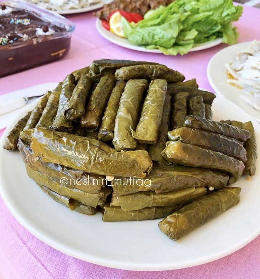 KLASİK LOKUM YAPRAK SARMA