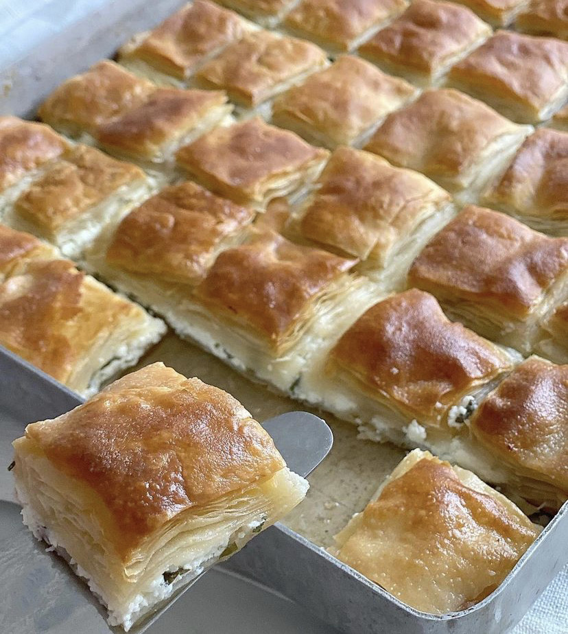 24 Katlı Nişastalı Börek