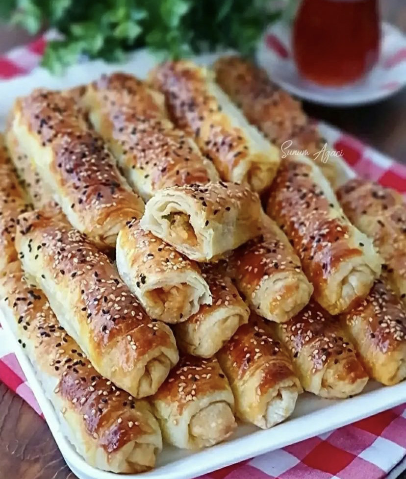 PATATESLİ SOSLU ÇITIR BÖREK