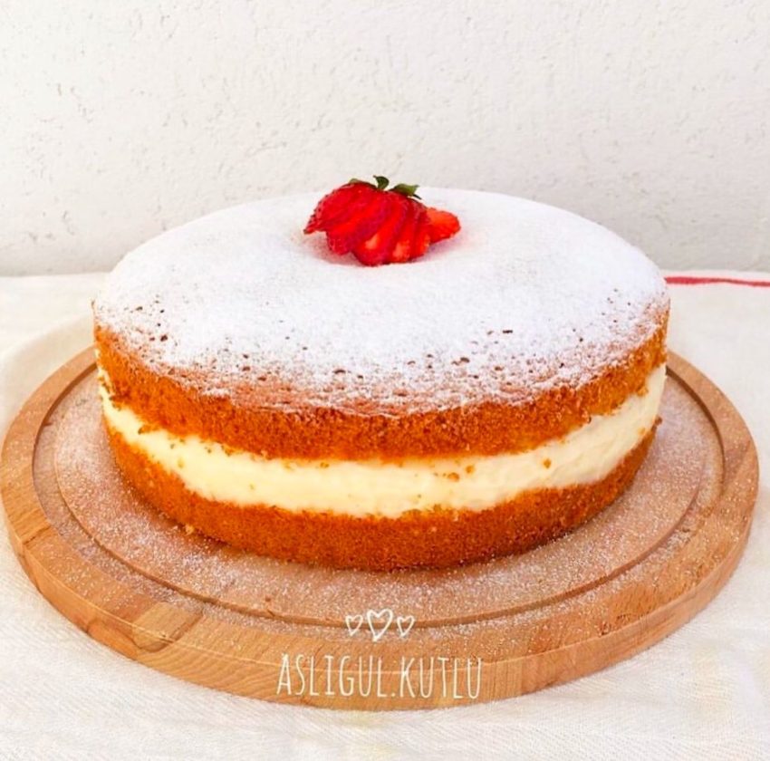 Yumuşacık Alman Pastası Tarifi: Tatlı Krizine Çözüm